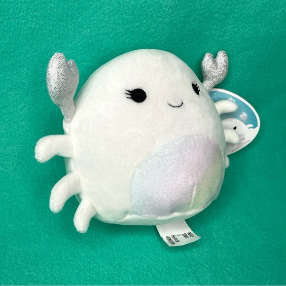 Magela the White Crab 5” Squishmallow - Picture 2 of 12